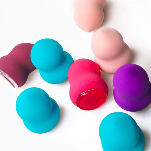 Blending sponge with silicone